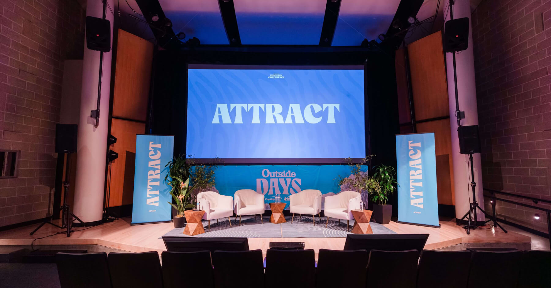 attract stage